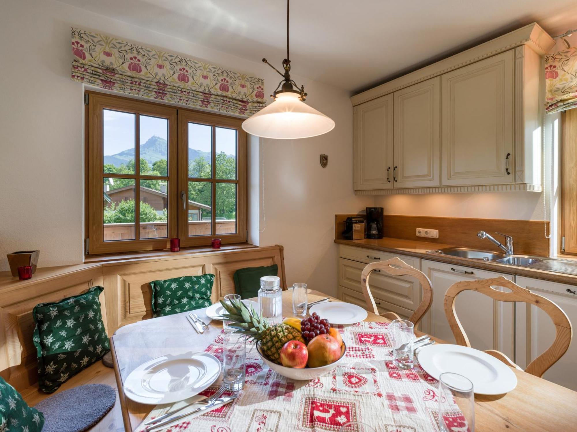 Landhaus Kitzhorn Appartement Hahnenkamm - By Nv-Appartements キッツビュール エクステリア 写真