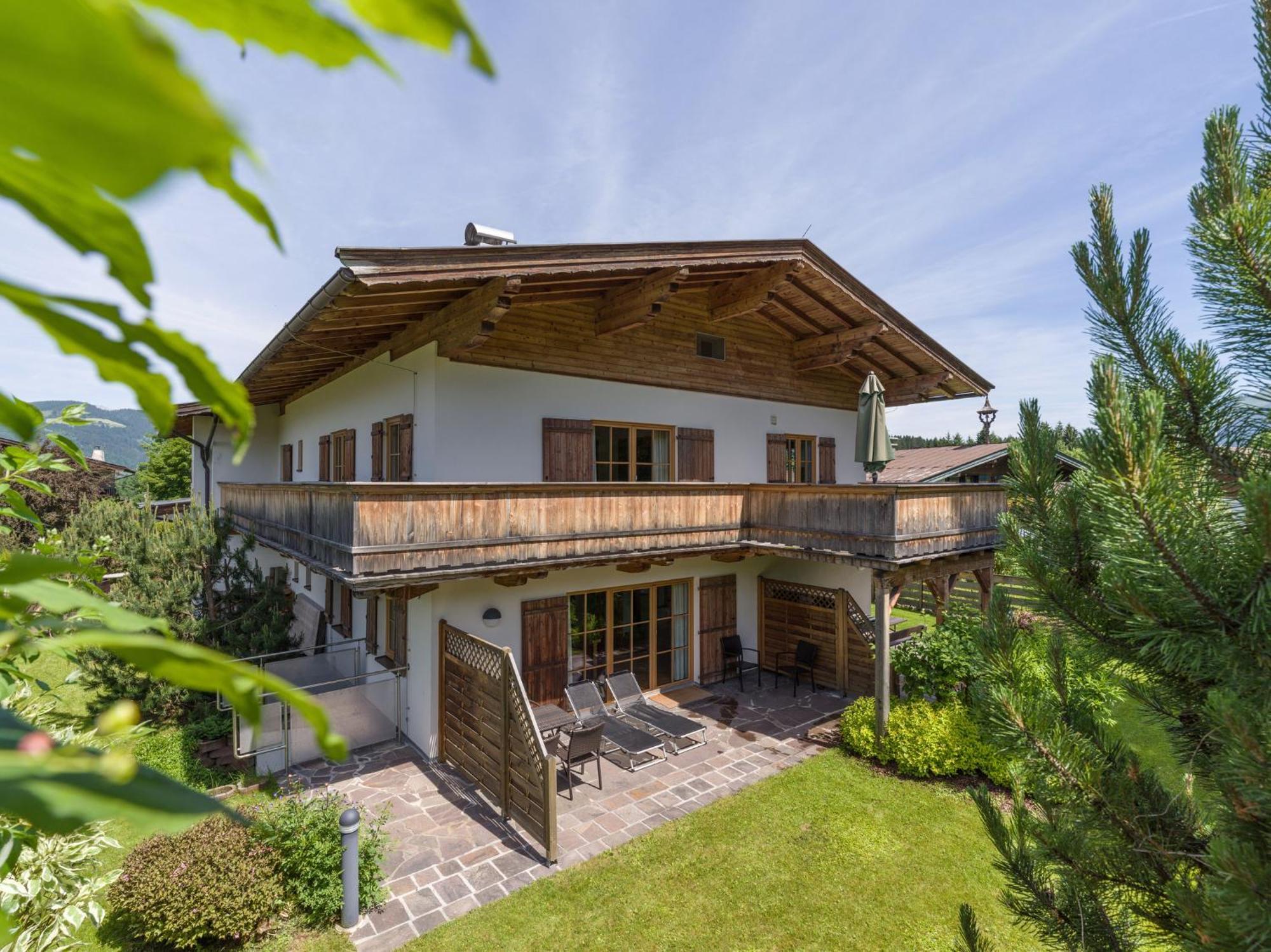 Landhaus Kitzhorn Appartement Hahnenkamm - By Nv-Appartements キッツビュール エクステリア 写真